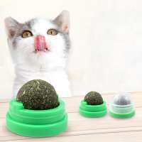 Hot selling fun catnip playing slivervine cat ball toys for kitten licking